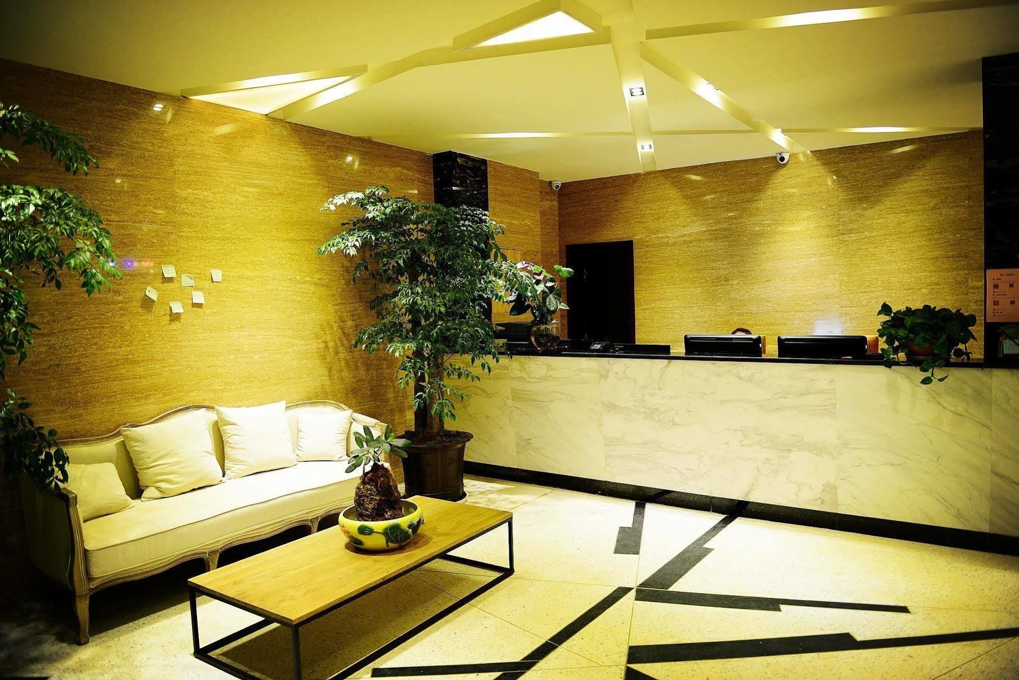 Magpies Habitat Erhai Resort Hotel Dengchuan Екстериор снимка