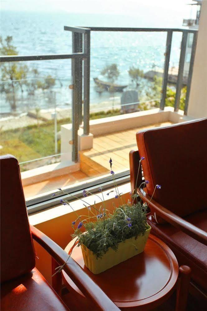 Magpies Habitat Erhai Resort Hotel Dengchuan Екстериор снимка