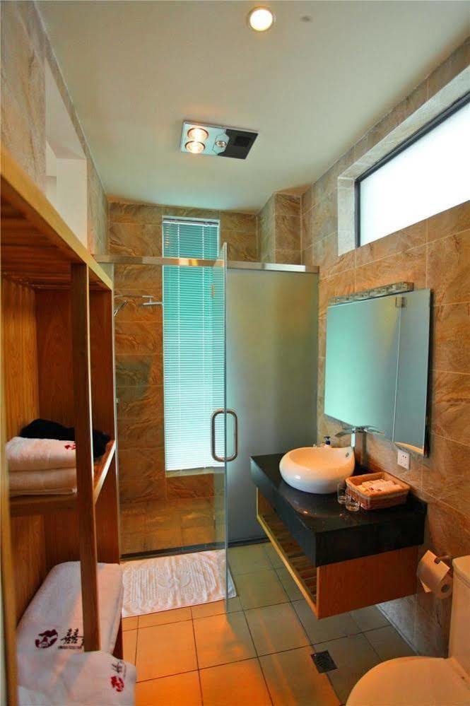 Magpies Habitat Erhai Resort Hotel Dengchuan Екстериор снимка