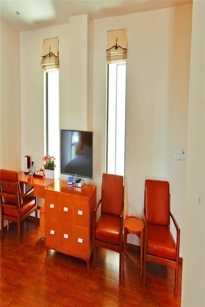 Magpies Habitat Erhai Resort Hotel Dengchuan Екстериор снимка