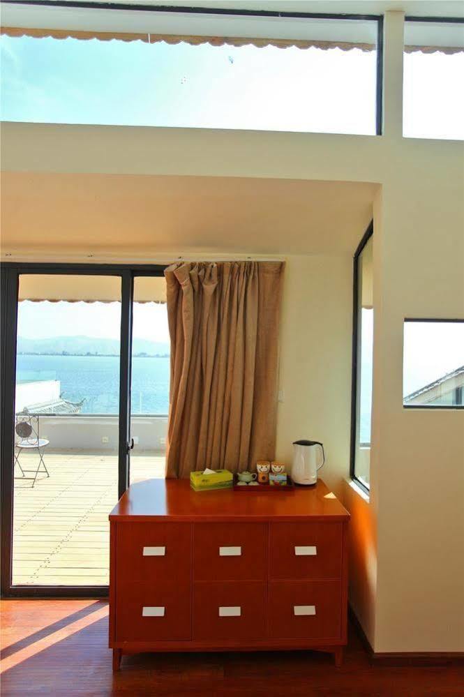 Magpies Habitat Erhai Resort Hotel Dengchuan Екстериор снимка